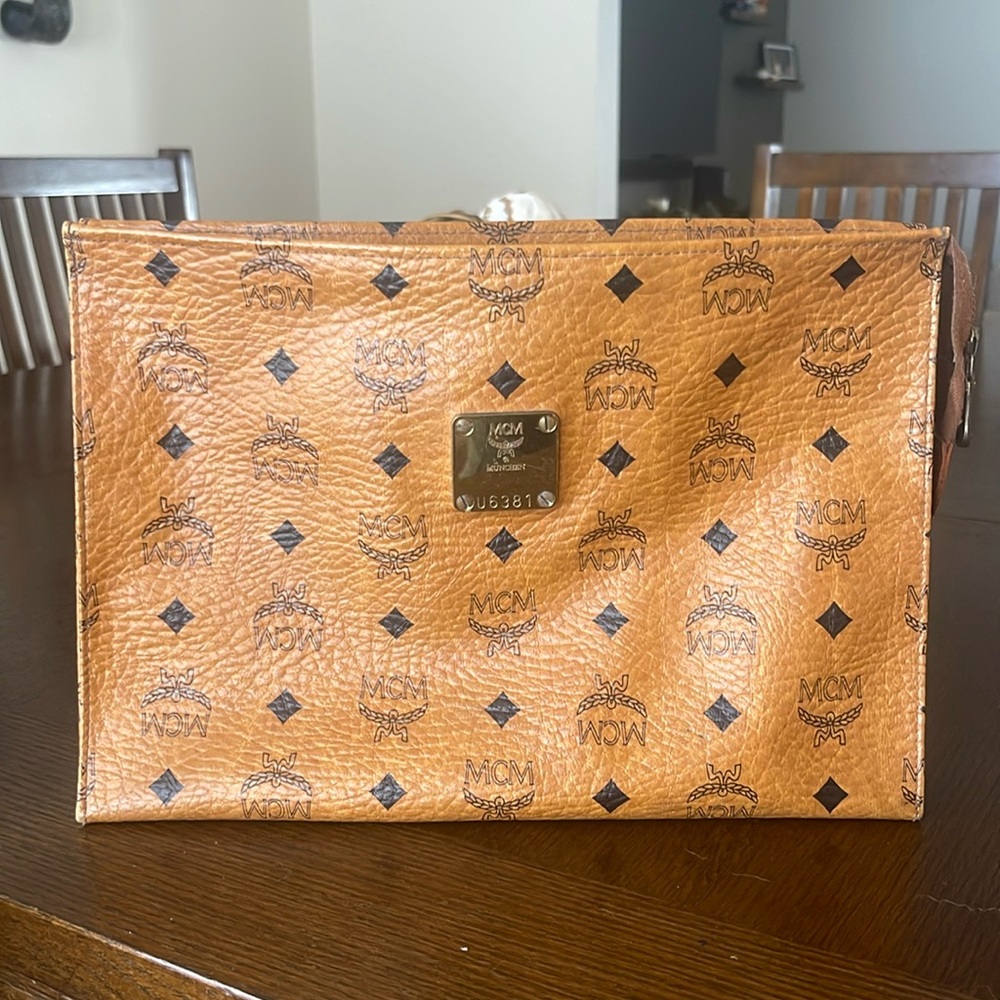 MCM Large Clutch